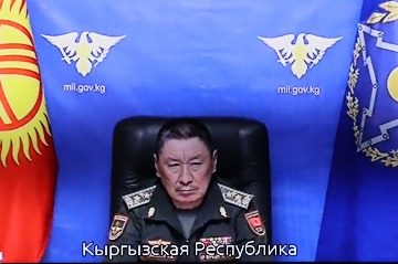 Министр обороны Кыргызской Республики генерал-лейтенант Бактыбек Бекболотов