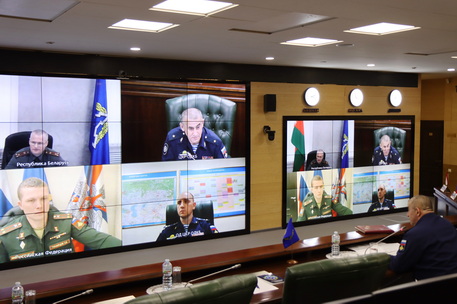 Совместная тренировка дежурных смен Центра кризисного реагирования ОДКБ, органов управления оборонных ведомств  и  министерств по чрезвычайным ситуациям Республики Беларусь  и Российской Федерации