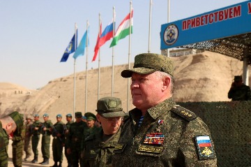 начальник Объединенного штаба ОДКБ генерал-полковник Андрей Сердюков