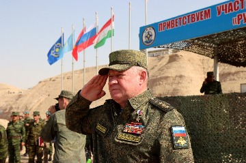 начальник Объединенного штаба ОДКБ генерал-полковник Андрей Сердюков