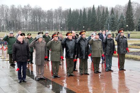 На основе единого понимания вызовов и угроз